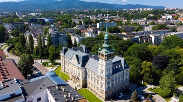Zostań w swoim mieście i studiuj na poziomie – Bielsko-Biała daje możliwości